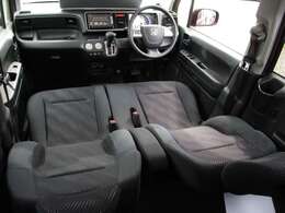 自動車税につきましてこちらの車両の年額は、7200円となります。今年度の自動車税は納税済みのため、月割り600円×契約月から3月までの残り月数、のお支払いが必要となります。