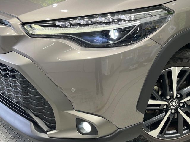 【シーケンシャルターンランプ付きLEDヘッドライト】人気の『流れるウィンカー』付きのLEDヘッドライトを装備♪高級感はもちろん、点灯時は存在感たっぷりで他車からも認識されやすく安心です。