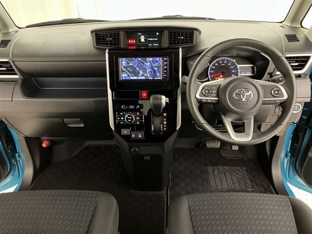 インパネ周りの写真です。操作性・視認性・質感と3拍子揃ったつくりです☆☆詳しくは無料通話0078-6003-827541　相模原ICすぐ