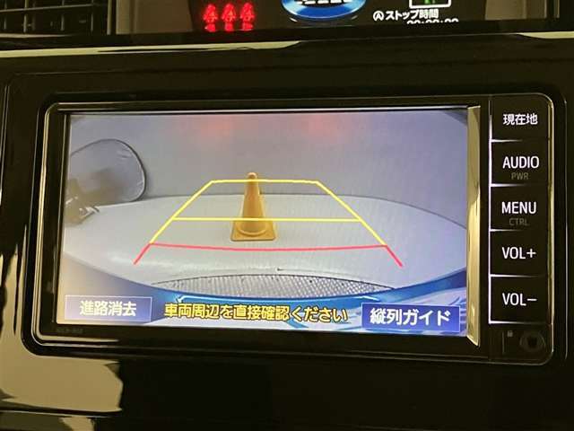 いまや必須装備「ナビゲーション」搭載！知らない場所にスイスイッとドライブ。もう、これなしではハンドルを握れませんね！でも運転中の操作は危険ですのでご注意ですね☆