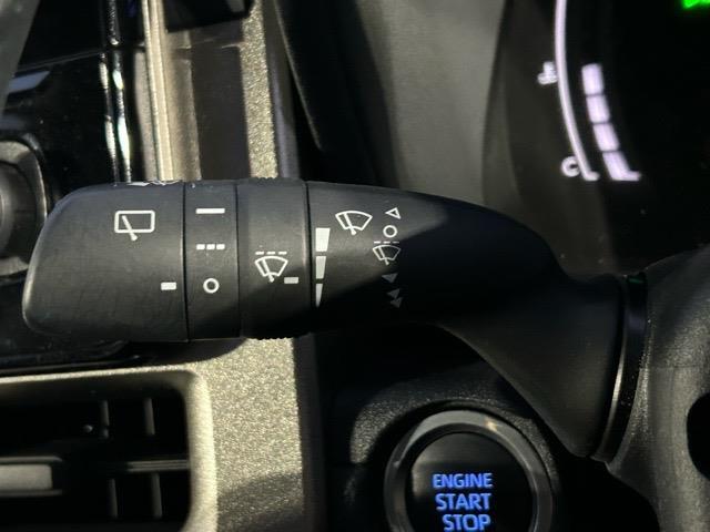 【ワイパー】雨の日でもワイパーがあれば視界良好で事故の心配がなく安心安全です！