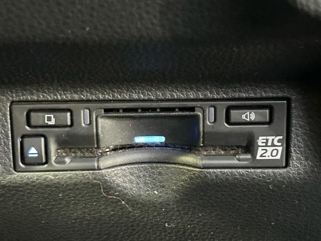 【ETC】ETCカードを挿せば料金所はノンストップ！！ETC割引も受けられるので、今の時代必須装備ですね！