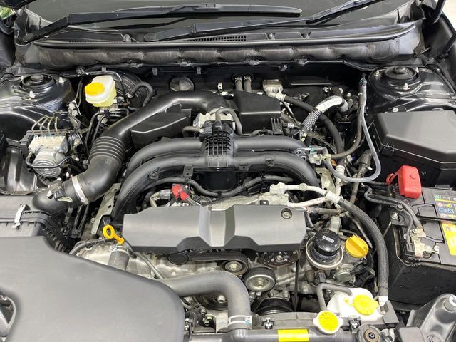 親切・丁寧な専門メカニックスタッフが応対！・車検・点検整備・事故等の修理などアフターサービスも安心。お車のカスタマイズもネクステージのサービススタッフまでご相談ください！