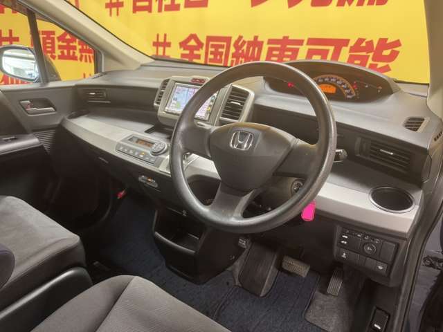 自社ローン カーライフTOKYO店！ カーセンサー掲載車以外にも在庫車輌多数！200台以上在庫しております！お探しの車が見つかります♪お気軽にご相談ください♪詳しくは弊社ホームページまで　→　http://loanok.jp