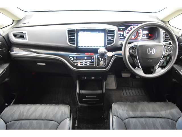 視点が高いので視界も広々運転も楽々♪大きな車がご不安な方でも安心です！