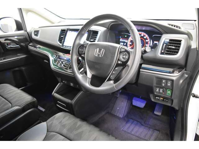 全車しっかりクリーニングをおこなってからお渡し致します！