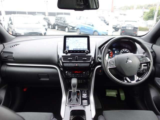 シンプルで使いやすいインパネ周辺！