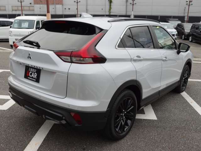 リアスポイラー付！かっこいいです。