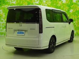 全国に店舗を展開しているのでどこでもお取り寄せが可能です！この車が気になるけど遠方だから・・・と諦める必要はありません！※別途陸送費が必要です。