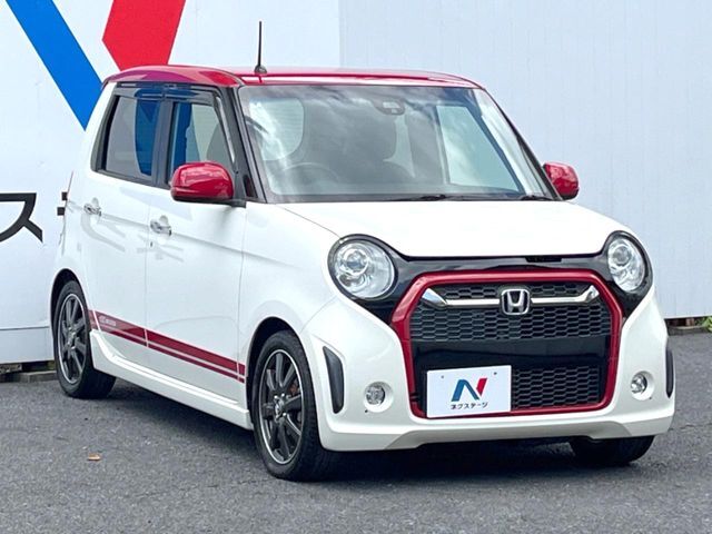 大好評のボディコーティング「弾スプラッシュコート」もご納車までに施工可能。通常のガラスコートと異なる、耐久年数6年の無機質ガラスコーティングが、ボディをキレイな状態に保ってくれます。