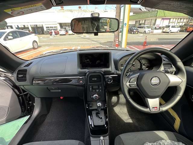 ★5年間新車保障★初度登録から5年間の新車保証が含まれています。長期間、安心してお乗り頂けます！保障費用は支払総額に含まれています！遠方のお客様は保証継承後、お近くのディーラーにて保証が受けられます！