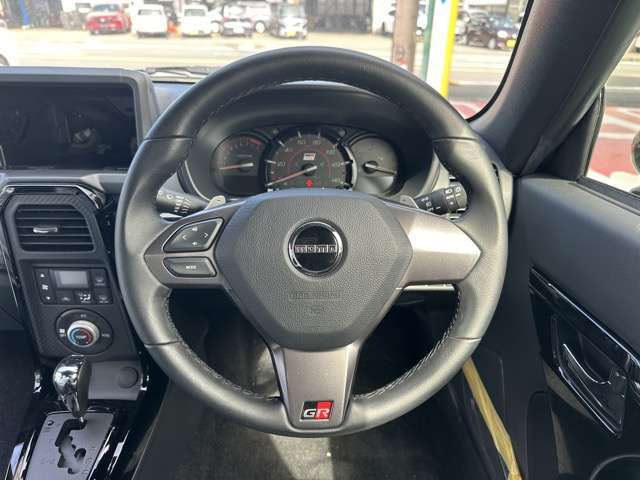 ★登録済未使用車につきましては、傷、凹み等一切ございませんので、新車と同様ですのでご安心ください！もしダメージがある場合は契約前に責任をもってしっかりとお伝えします！※試乗車や中古車は確認を要します！