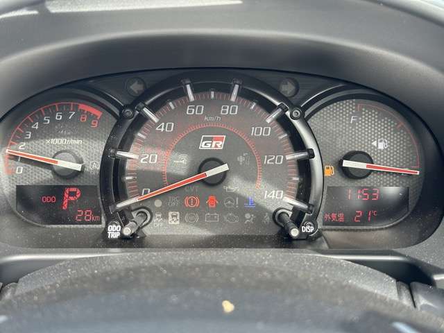 ★カーナビ本体￥49,000円～工賃￥17,000円（取付キット等含む）で取付できます。お客様に必要なカーナビも、当店取り扱いカーナビ10種類の中からご提案いたします！