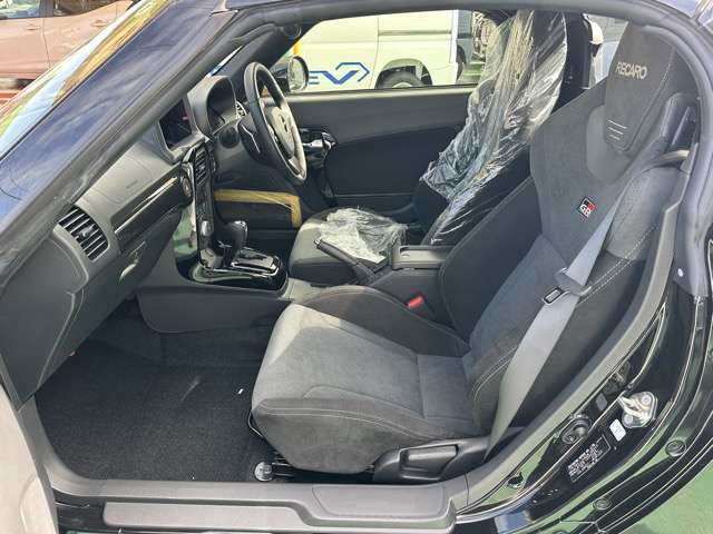 ★遠方の方は、お電話やLINEでのご相談も可能です！またインターネットを使用したライブ商談も可能です！是非お気軽にご相談下さい！