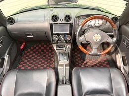 グループ総在庫数約30，000台！！全国の系列店からメーカー・車種問わずご紹介出来るので、あなたにピッタリのお車が見つかるはずです♪まずはお問い合わせ下さい☆