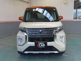 フロントカメラにより前方車輌や歩行者を検知。衝突の危険があるときは警報や衝突被害軽減ブレーキで衝突被害を軽減、または衝突を回避。安全運転をサポートします。