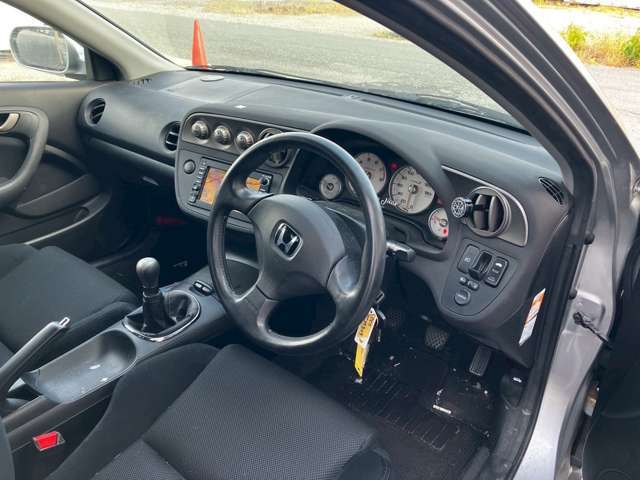 納車時は車内クリーニングも行い安心してお乗りいただけます