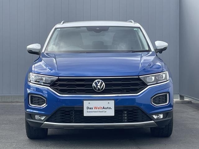 T-Roc　TDI　Style　Design　PackageラヴェンナブルーM　/　ホワイト