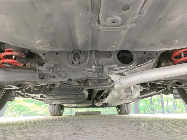 下回りがきれいなうちに、防錆加工の施工がオススメ。降雪地域はもちろん、沿岸部にお住いの方や、趣味でマリン・ウィンタースポーツをされる方にご好評いただいております。