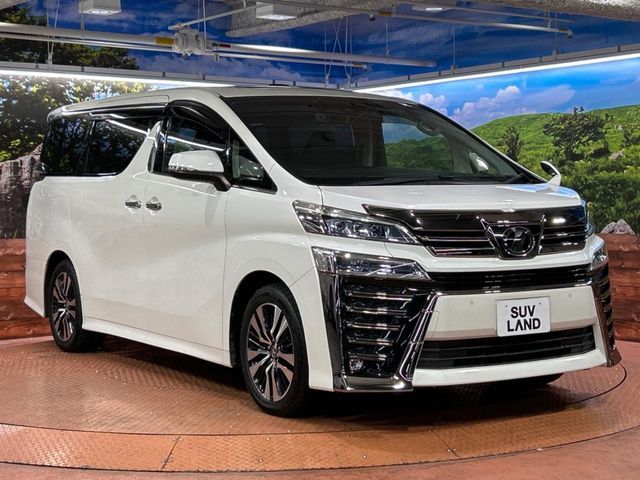 大好評のボディコーティング「弾スプラッシュコート」もご納車までに施工可能。通常のガラスコートと異なる、耐久年数6年の無機質ガラスコーティングが、ボディをキレイな状態に保ってくれます。