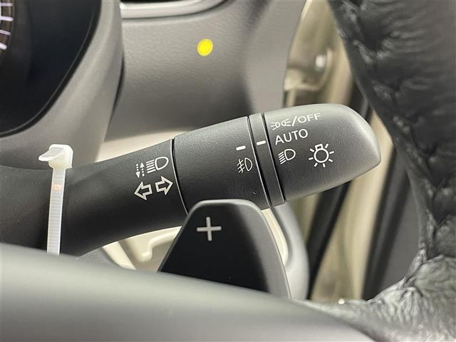 【運転席操作部】快適なドライブを楽しむための機能が装備されています！運転席から触れるので、使いやすいです！除菌プランいれていただくと、さらに清潔で安心していただけます！