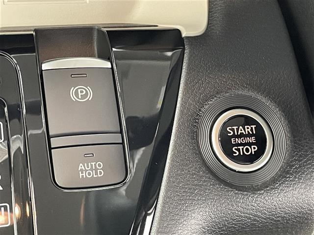 【運転席操作部】快適なドライブを楽しむための機能が装備されています！運転席から触れるので、使いやすいです！除菌プランいれていただくと、さらに清潔で安心していただけます！