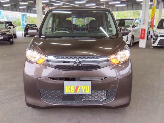 当社で整備の車両には4ヶ月の消耗品も含む【無料保証】付き☆オプションで1年または2年の延長の保証（更新可能）もご用意☆遠方のお客様でも安心♪お近くのディーラーさんにて保証修理をお受け出来ます☆