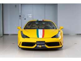 フェラーリファイナンスローン・リースを取り扱っております。残価設定ローンでは、3年75％までお引き受けいたします。他にもリース等各種扱っておりますのでご相談ください。