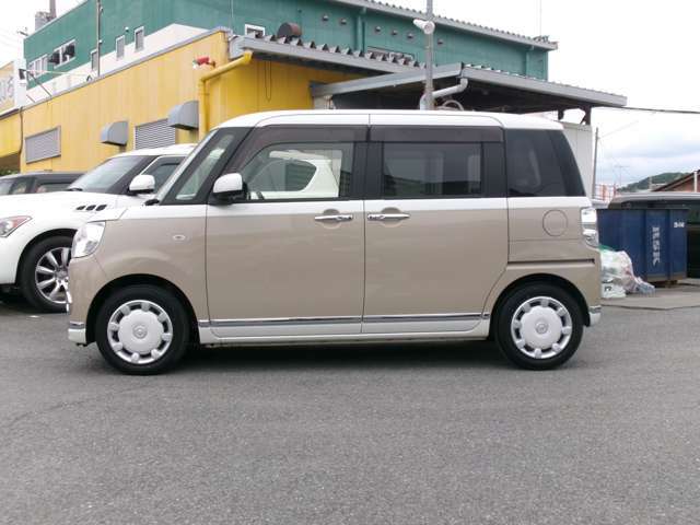 中古車でもとっても綺麗♪納車前に、しっかりクリーニングを行います！「綺麗」に「感謝」を込めて！