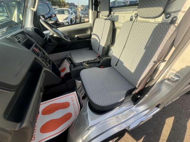 ☆掲載していない車両もございます！☆在庫に無いお車もお探ししますのでご相談下さいませ♪