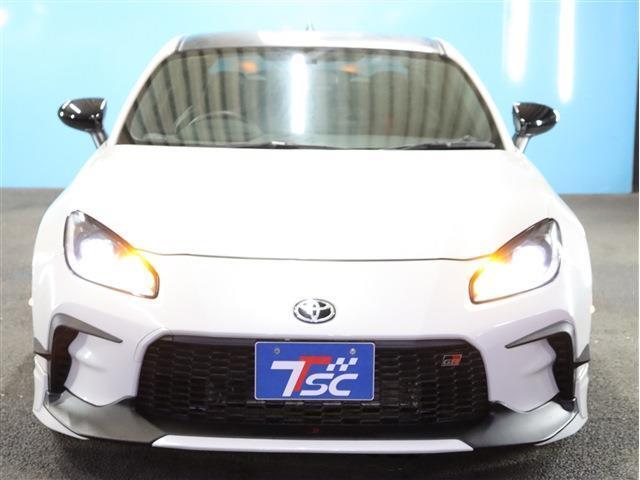 【LEDヘッドライト】夜道も明るく照らすので運転しやすいです♪