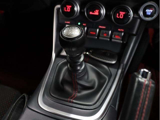 【6速MT】シフト操作が楽しいお車です！