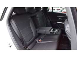 シュテルン近鉄グループは箕面と奈良学園前に店舗を構えております。系列店舗に気になるお車がある場合はお問い合わせくださいませ。