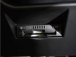 【ETC車載器】高速道路のご利用時にとても便利なETC車載器。セットアップ(費用別途)後にお渡ししとなります。
