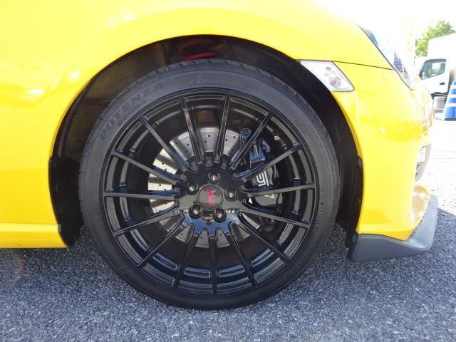 SUBARU認定U-Carは、全車12ヶ月点検、車検などの法定点検を実施。スバル専門メカニックが確かな技術で最大88項目にわたりチェックしており品質、安心を支えます！