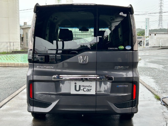 お車をお探しのお客様、ご購入までの流れや疑問点など一つ一つ丁寧にご説明させていただきます。　お客様にご納得頂ける一台を一緒にお探しさせて頂ますので、当店へお越しください。