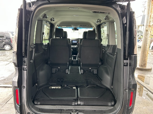 たくさん荷物を積むならフラットになったほうが安定性ありますよ！