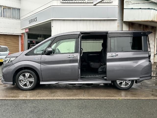 当店で使用していた代車や試乗車も、販売可能ですので是非お声がけくださいませ！！