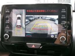 バックガイドモニターで、後方を確認しながら安心して駐車することができます。運転初心者も熟練者も必須の機能ですよ！
