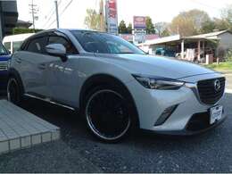 納車前には全車内装クリーニング、外装洗車、オイル交換等気持ちを込めて行っておりますので、中古車ではありますが気持ちよく乗っていただけます☆