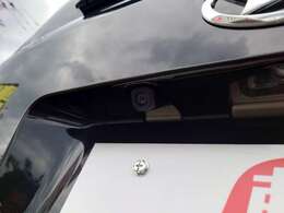 【バックカメラ】駐車する際に後方を確認するのに役立ちます！目視では確認できない障害物や小さな子供がカメラで確認できるので安心です！