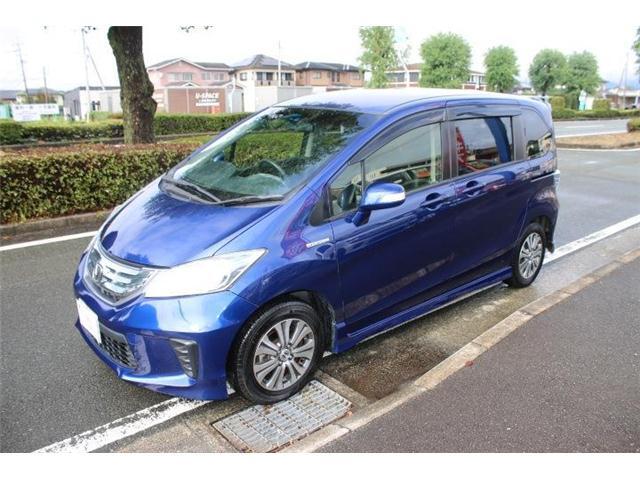 1オーナー車を中心に保証書付整備記録簿付の良質車のみを取り揃えております！大半の在庫車は県内で使用された車です！