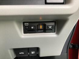 ETC車載器付きです。これからのシーズン、是非遠出や旅行へ！快適なお時間を演出致しますよ！