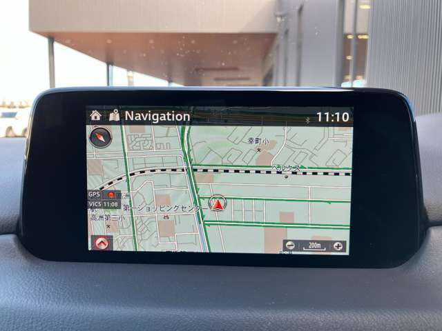 純正のナビゲーションを装備しておりますので、初めての場所も、すぐにお出かけいただけます。