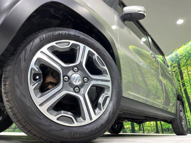 【純正15インチアルミホイール】外観にマッチした純正アルミホイールを装着しております。各種社外アルミホイールや、スタッドレスタイヤも取扱いしております。是非ご相談ください♪