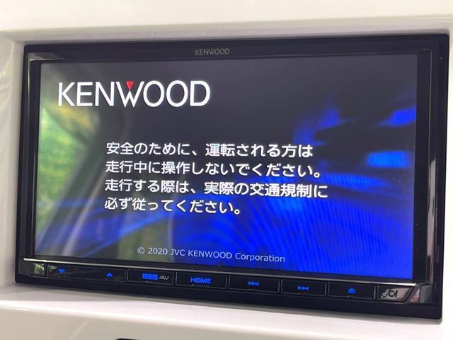 【ナビゲーション】目的地までしっかり案内してくれる使いやすいナビ。Bluetooth接続すればお持ちのスマホやMP3プレイヤーの音楽を再生可能！毎日の運転がさらに楽しくなります！！