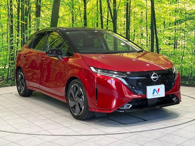 大好評のボディコーティング「弾スプラッシュコート」もご納車までに施工可能。通常のガラスコートと異なる、耐久年数6年の無機質ガラスコーティングが、ボディをキレイな状態に保ってくれます。