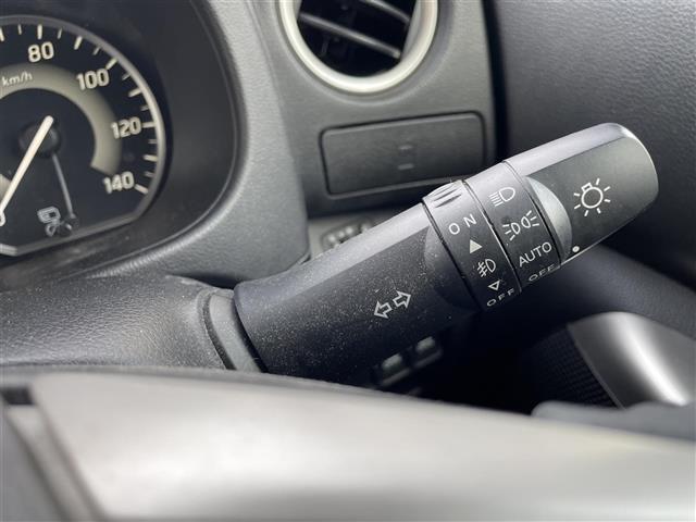 【　オートライト　】オートライトなのでライトの点け忘れを気にすることなく運転が出来ます！