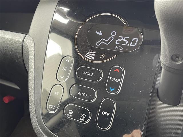 【オートエアコン】視認性もよく操作も簡単！助手席からも操作できます！
