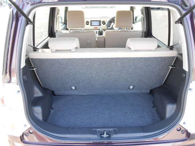 ラゲージルームの様子です！広いスペースを確保してあります！